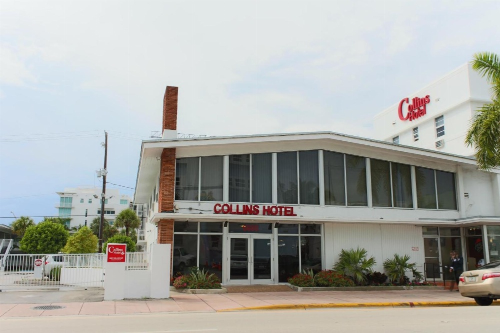 Collins Hotel